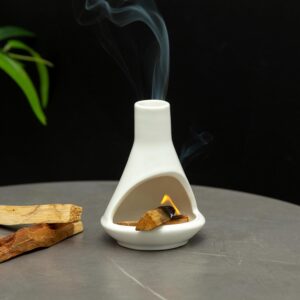 Objevte stylový keramická pícka a držák na Palo Santo, vykuřovací kužely i františky. Bezpečné, elegantní a praktické řešení pro voňavou atmosféru vašeho domova.